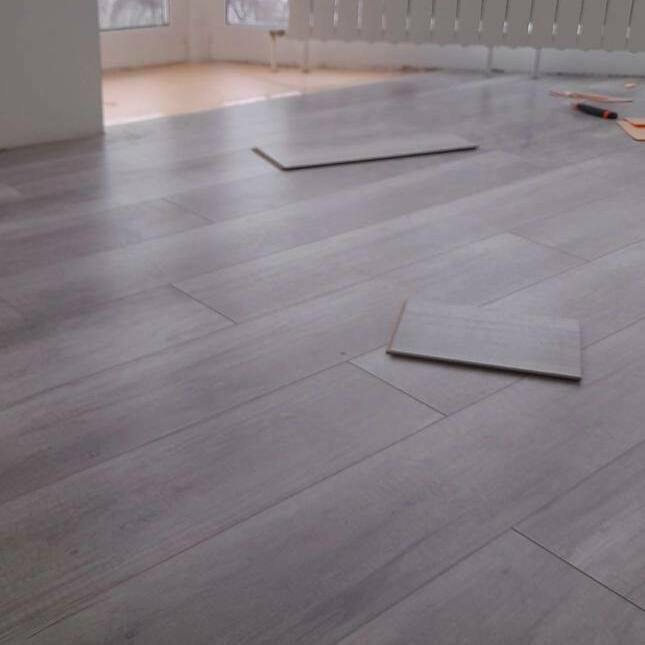 Монтаж напольных покрытий в Саратове – Качественные услуги по доступным ценам напольные покрытия